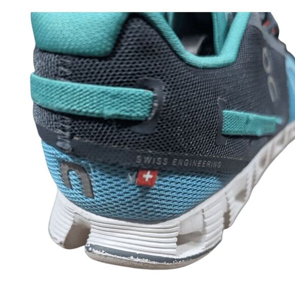 ON RUNNING Cloud Running Shoes Size 10 - Picture 13 of 15